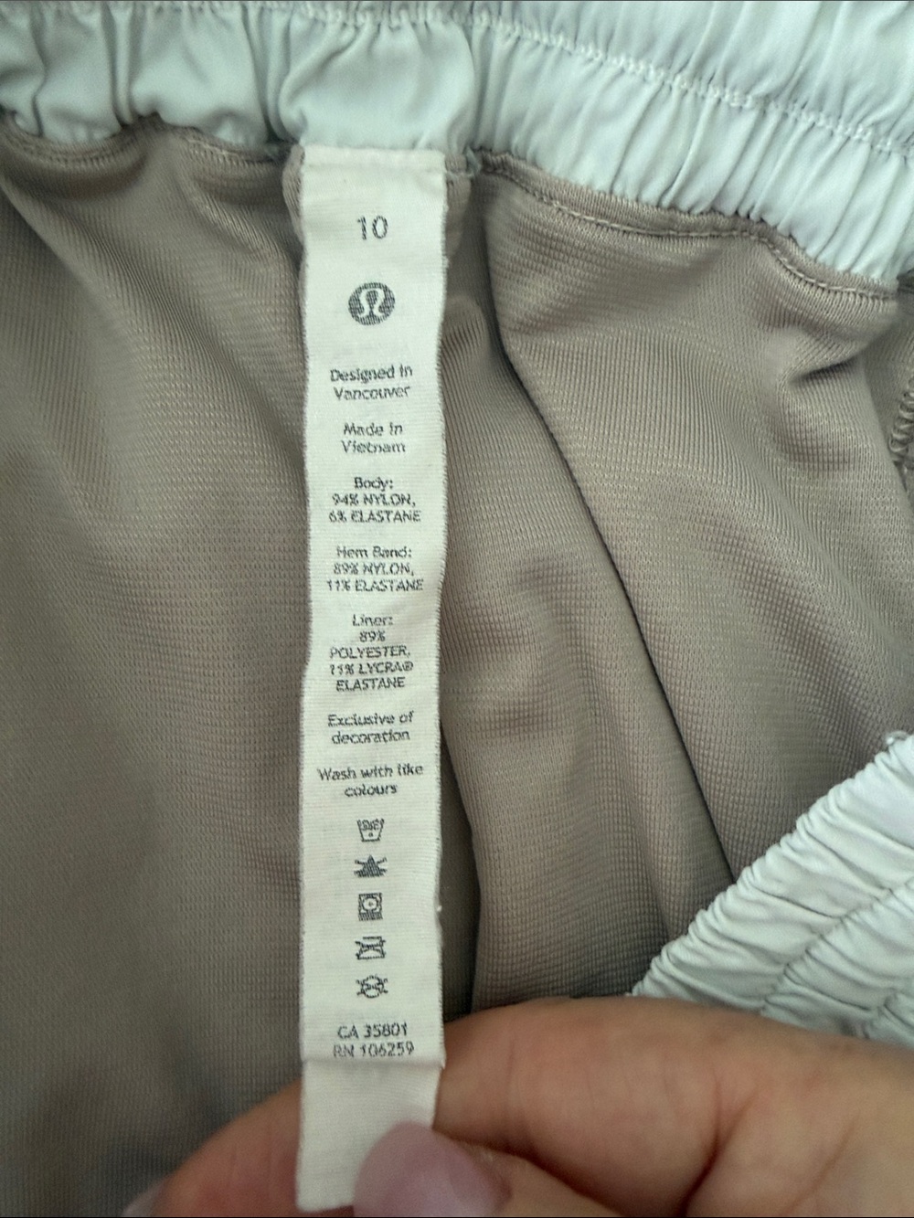 Lululemon White 4” Hotty Hot shorts - Picture 2 of 5
